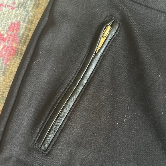 Black stretchy Slim Fit Pants with Zipper Pockets - Picture 3 of 4